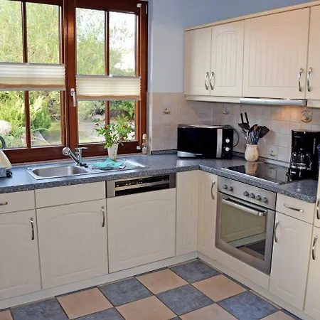 Ferienreethaus Mit Kamin Und Sauna * Glowe