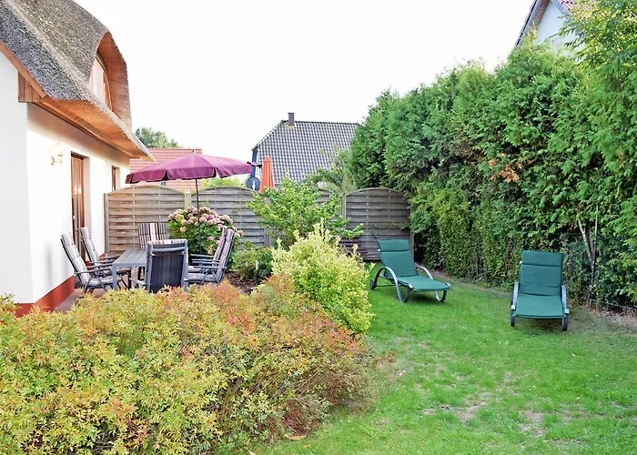 Ferienreethaus Mit Kamin Und Sauna גלווה